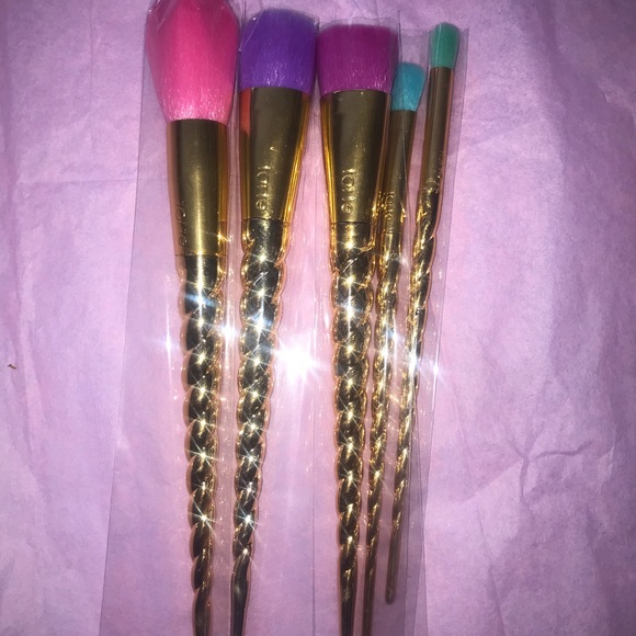 Tarte Make Believe In Yourself Bundle! 🦄 SOLD!!!! - Picture 5 of 8